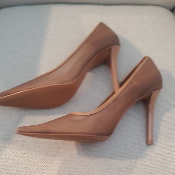 Zara Women's Tan Heels - Picture 6 of 8